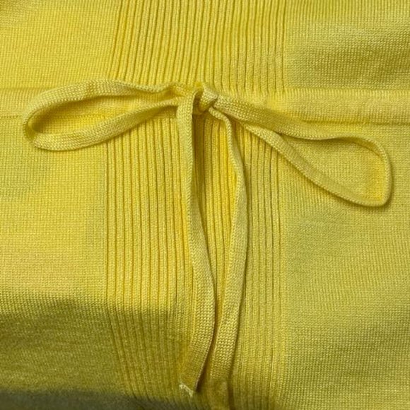 CJ Banks Women's 1X long-sleeved lightweight yellow cardigan sweater. Like new! - Picture 4 of 7